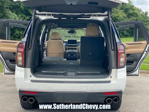 Used 2023 Chevrolet Tahoe Premier AWD/4WD image 49