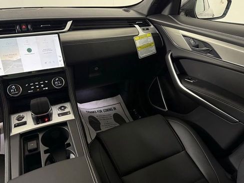 New 2026 Jaguar F-PACE R-Dynamic S image 24