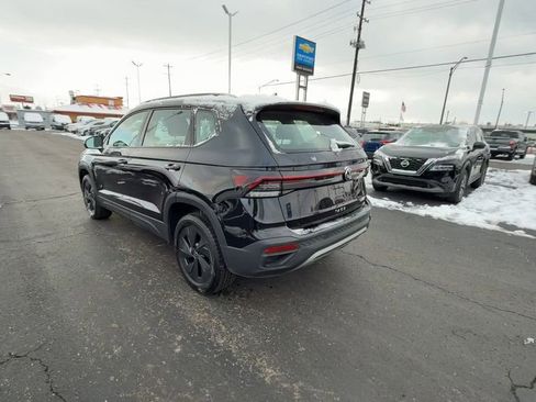 Used 2025 Volkswagen Taos S image 6