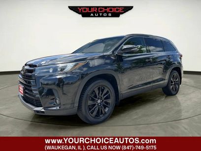 Used 2019 Toyota Highlander SE