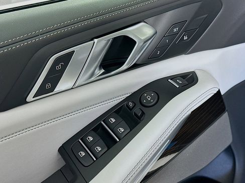 New 2026 BMW X5 xDrive40i w/ Climate Comfort Package image 23