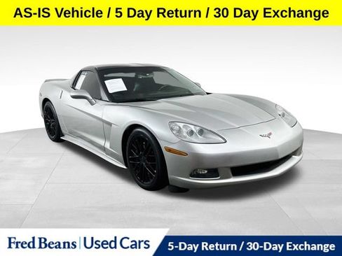 Used 2006 Chevrolet Corvette Coupe w/ Preferred Equipment Group RWD image 1