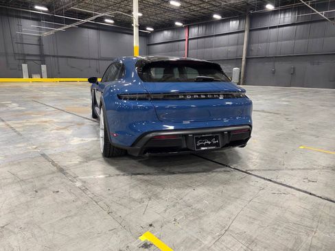 Used 2023 Porsche Taycan 4S AWD/4WD image 9