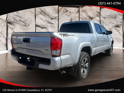 Used 2017 Toyota Tacoma TRD Sport w/ Tow Package RWD image 7