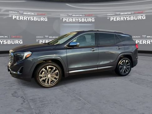 Used 2019 GMC Terrain Denali w/ Driver Alert Package II AWD/4WD image 4