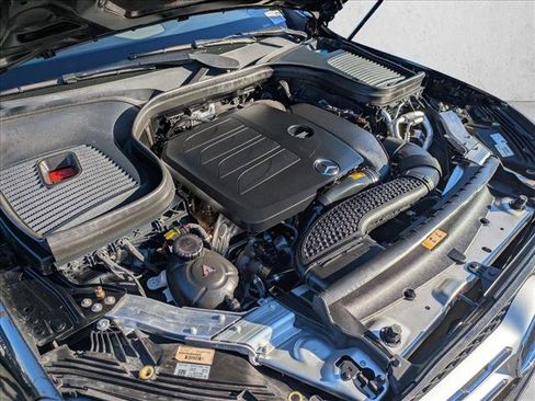 Used 2022 Mercedes-Benz GLC 300 4MATIC image 23