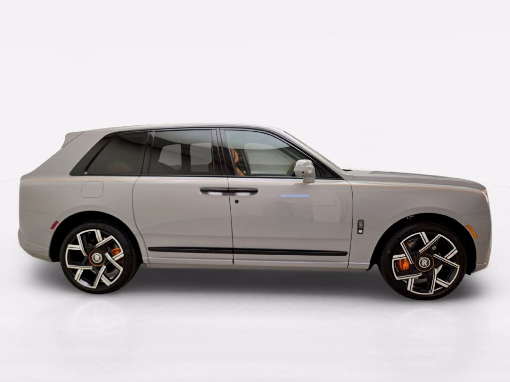 New 2027 Rolls-Royce Cullinan Black Badge AWD/4WD image 9