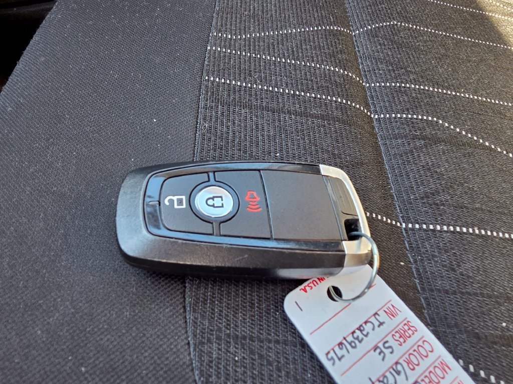 Used 2018 Ford EcoSport SE w/ SE Convenience Package FWD image 11