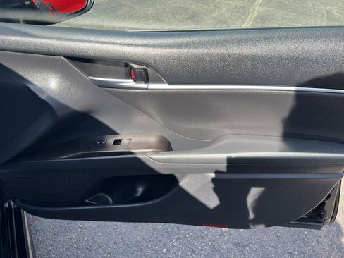 Used 2023 Toyota Camry SE image 16