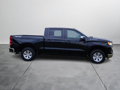 Used 2025 Chevrolet Silverado 1500 LT image 6