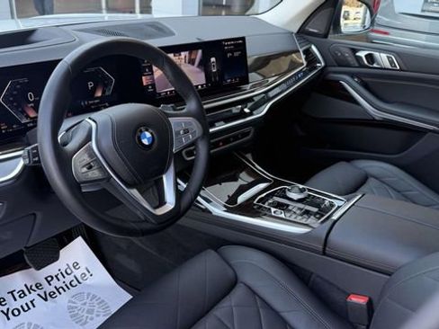 Used 2024 BMW X7 xDrive40i w/ Executive Package AWD/4WD image 17