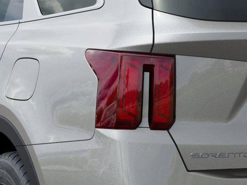 New 2026 Kia Sorento LX image 11