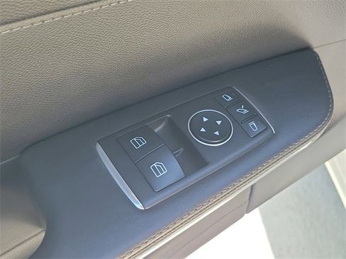 Used 2019 Mercedes-Benz AMG GT Roadster image 23