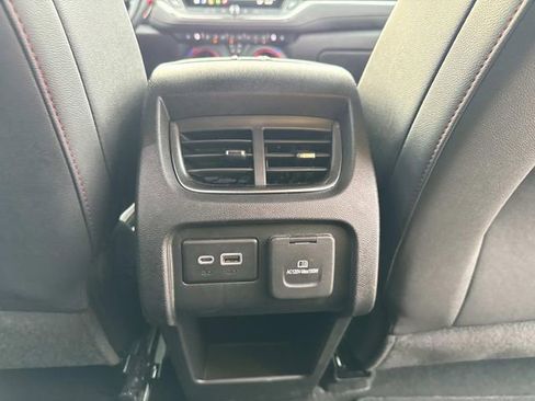 Used 2025 Chevrolet Blazer RS FWD image 27