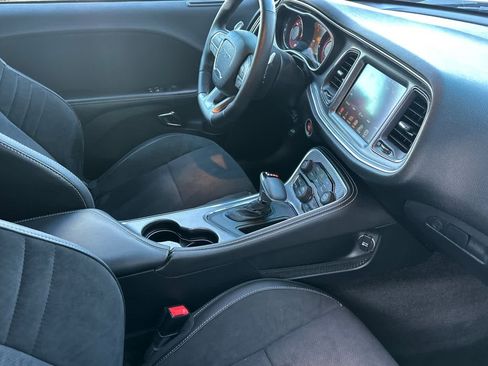 Used 2015 Dodge Challenger SRT Hellcat image 15