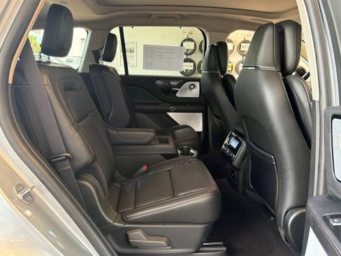 Certified 2023 Lincoln Aviator Reserve w/ Equipment Group 201A RWD image 22