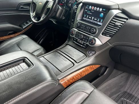 Used 2020 Chevrolet Tahoe Premier AWD/4WD image 13