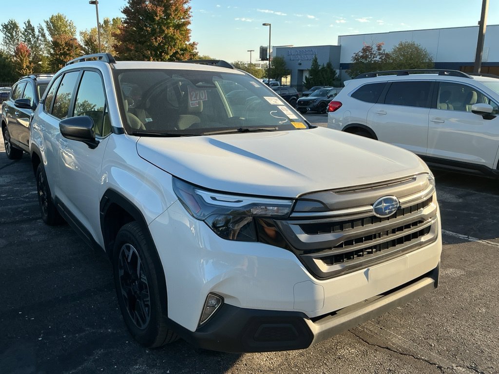 Used 2025 Subaru Forester Premium AWD/4WD image 7