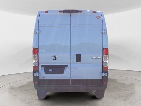 Used 2026 RAM ProMaster 2500 w/ Convenience Group FWD image 4