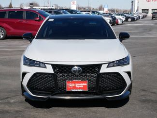 Used 2021 Toyota Avalon TRD video 2