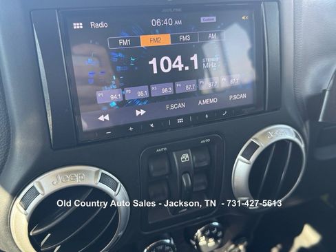 Used 2016 Jeep Wrangler Unlimited Rubicon AWD/4WD image 74