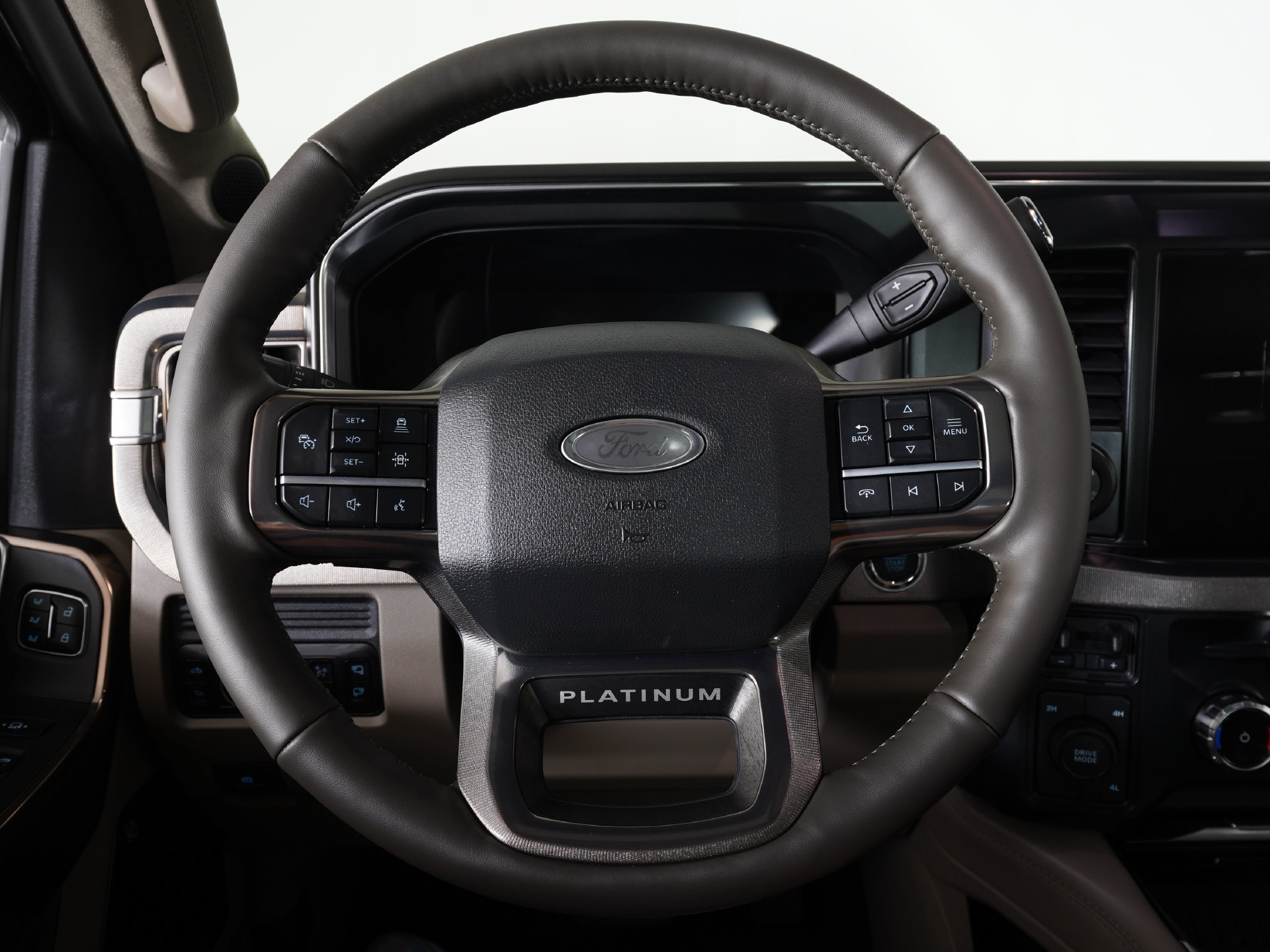 Used 2026 Ford F450 Platinum w/ Platinum Plus Package AWD/4WD image 17