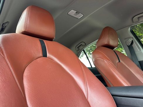 Used 2021 Toyota Camry SE image 19