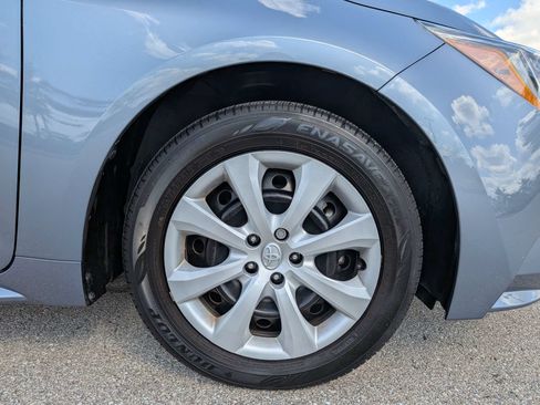 Used 2024 Toyota Corolla LE FWD image 11