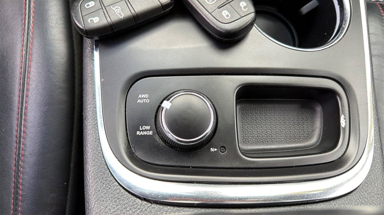 Used 2014 Dodge Durango R/T w/ Technology Group AWD/4WD image 28