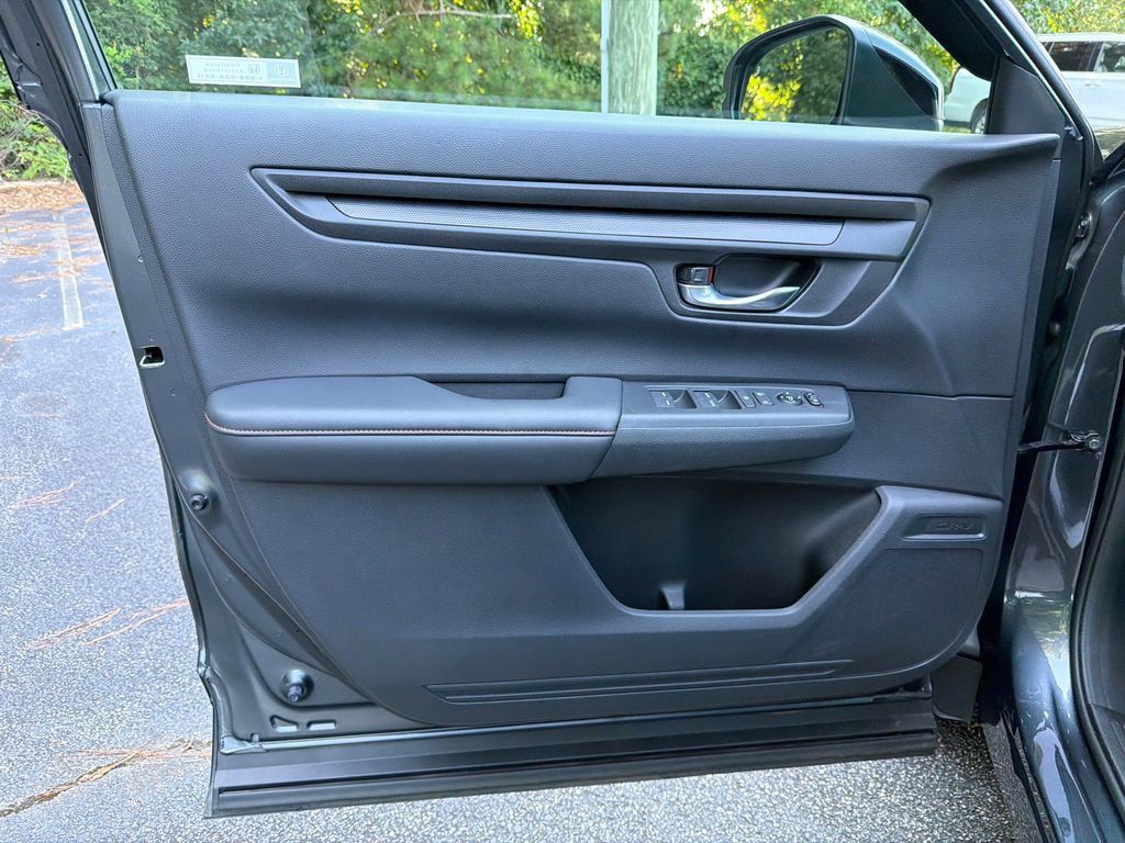 Used 2023 Honda CR-V Sport image 10