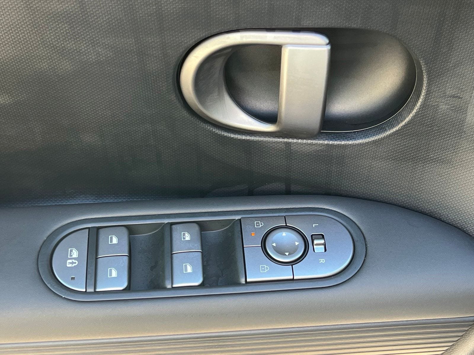 New 2027 Hyundai Ioniq 5 SE RWD image 22