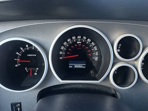 Used 2010 Toyota Tundra Limited image 13