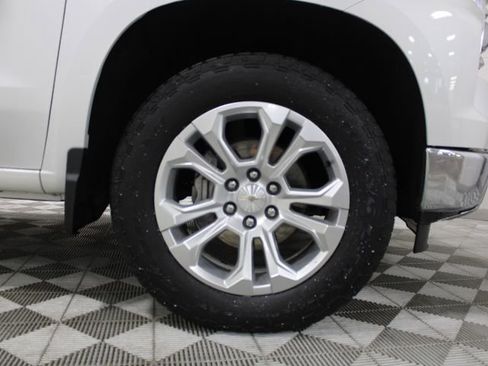 Used 2024 Chevrolet Silverado 1500 LTZ w/ LTZ Premium Package AWD/4WD image 48