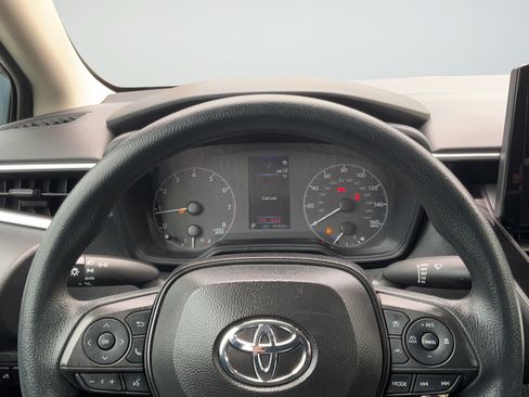 Used 2024 Toyota Corolla LE FWD image 14