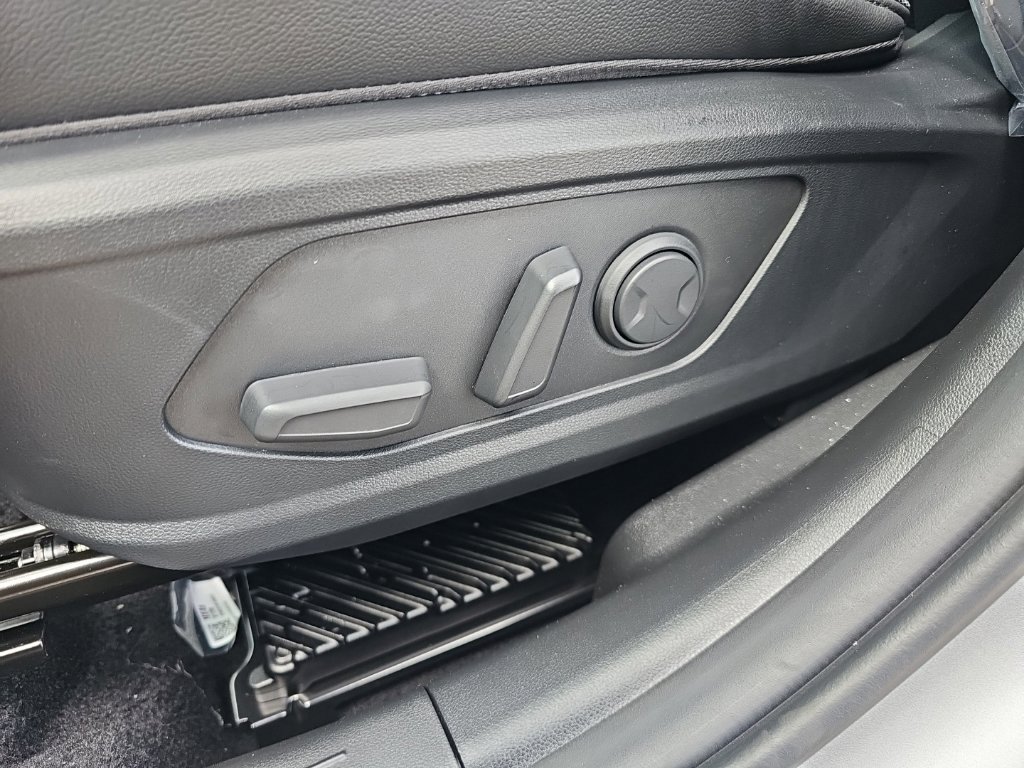 New 2026 Hyundai Tucson Limited AWD/4WD image 15