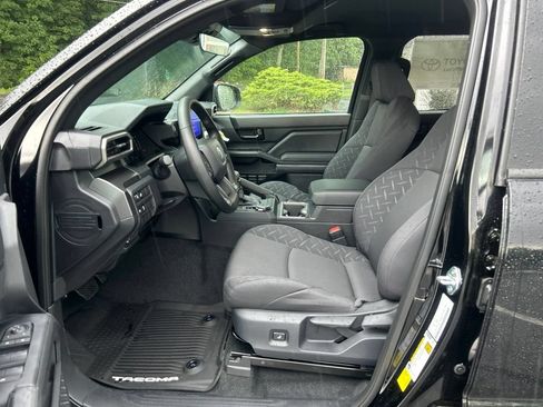 New 2026 Toyota Tacoma SR5 AWD/4WD image 9