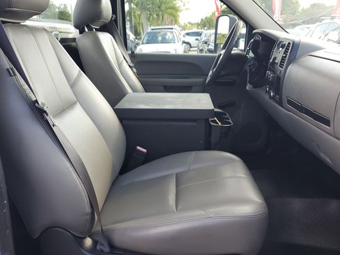 Used 2013 Chevrolet Silverado 1500 W/T image 28