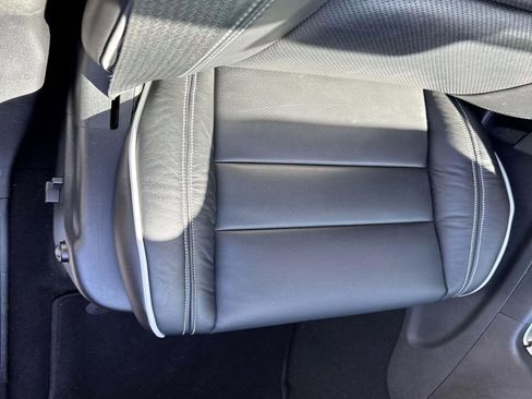 Used 2019 Jeep Grand Cherokee Overland image 13