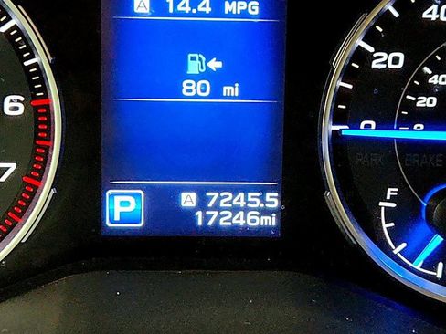 Used 2022 Subaru Ascent Limited w/ Technology Package image 16