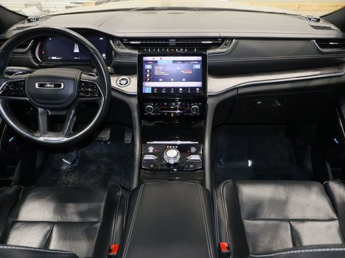 Used 2022 Jeep Grand Cherokee L Overland w/ Luxury Tech Group IV image 14