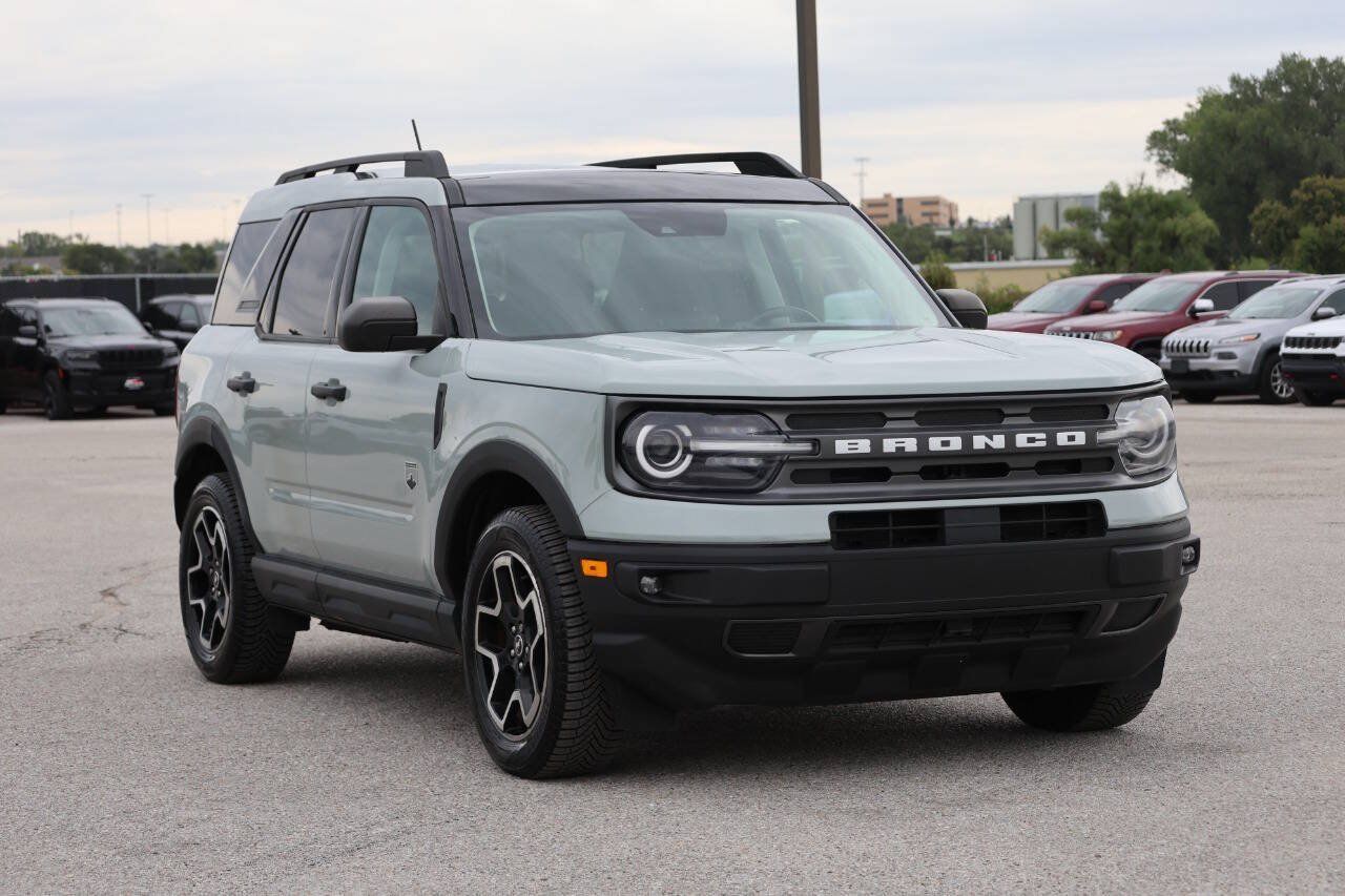 Used 2021 Ford Bronco Sport Big Bend w/ Big Bend Package AWD/4WD image 4
