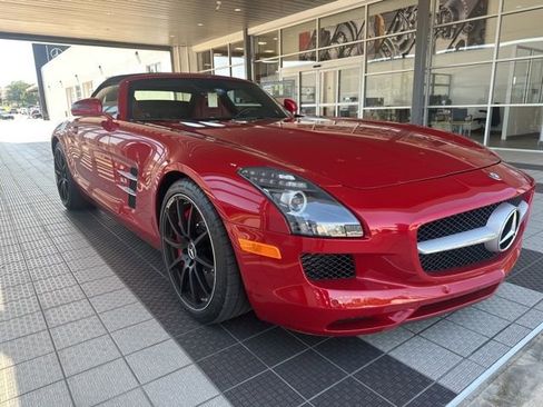Used 2012 Mercedes-Benz SLS AMG Roadster image 5