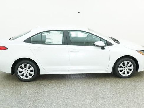 New 2026 Toyota Corolla LE image 11