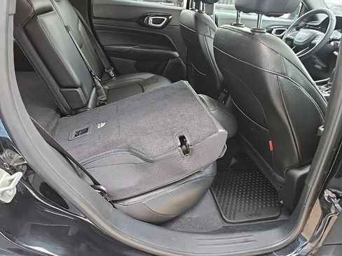 Used 2024 Jeep Compass Trailhawk image 88