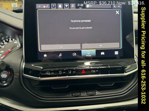 New 2026 Jeep Compass Trailhawk image 18