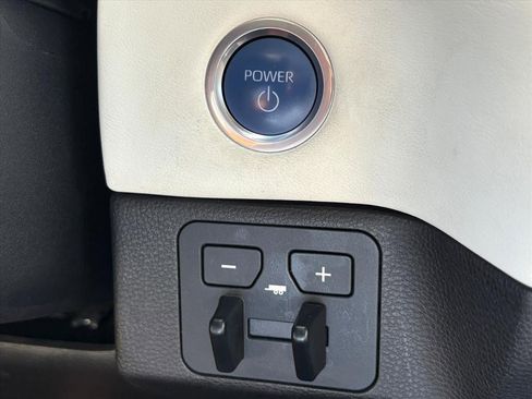 Used 2023 Toyota Sequoia Capstone image 19