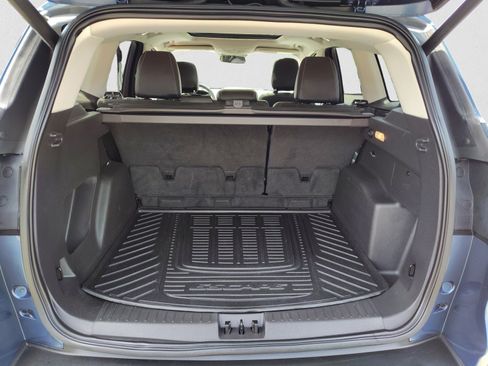 Used 2018 Ford Escape SEL FWD image 19