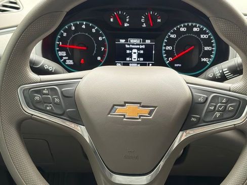 Used 2022 Chevrolet Malibu LT image 16