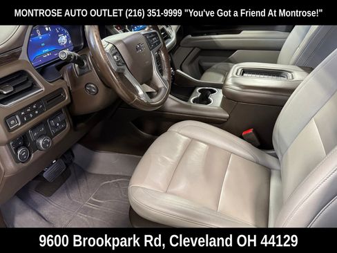 Used 2022 Chevrolet Tahoe Z71 w/ Z71 Off-Road Package AWD/4WD image 15