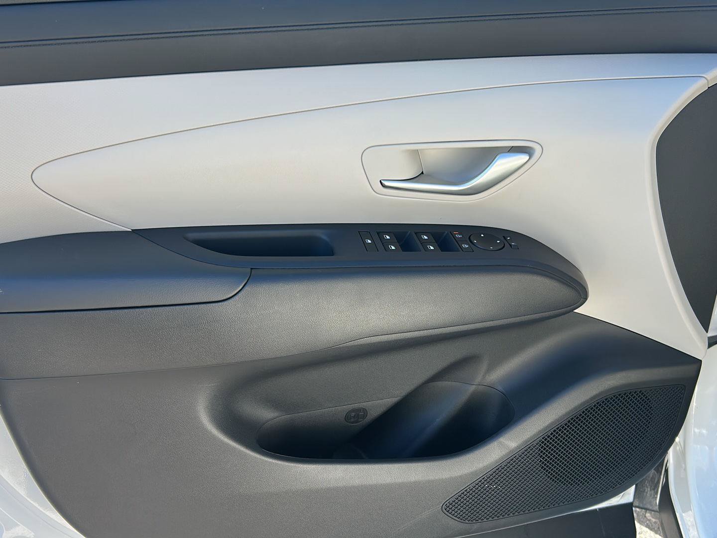 Certified 2025 Hyundai Tucson SE AWD/4WD image 13